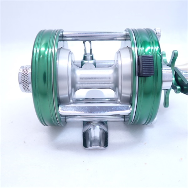 アンバサダー２５００Ｃ　グリーン